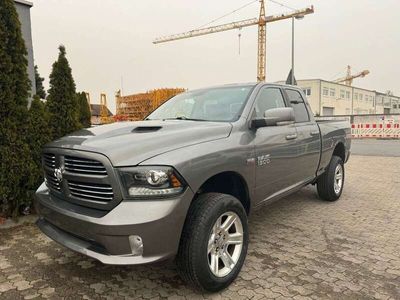 gebraucht Dodge Ram 5,7L Quad Cab SPORT Kamera/3 Zoll