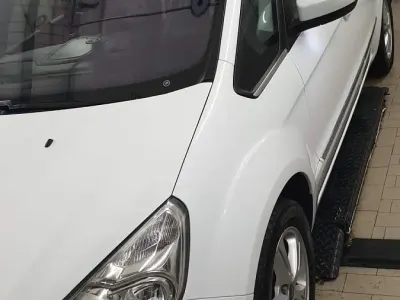 Usata Ford Galaxy 200 CV (147 kW) 2014 Bianco Monovolume