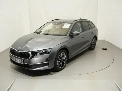 Gebraucht Skoda Octavia Tour 150 PS (110 kW) 2025 Grau Kombi