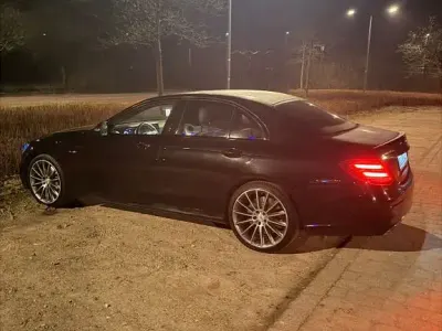 Gebraucht Mercedes E43 AMG AMG 401 PS (294 kW) 2017 Schwarz Limousine