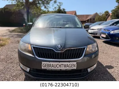 Gebraucht Skoda Rapid Ambition 90 PS (66 kW) 2015 Grau Kleinwagen