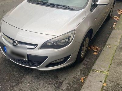 Silber Gebraucht 2015 Opel Astra S Kombi | 4.200 €