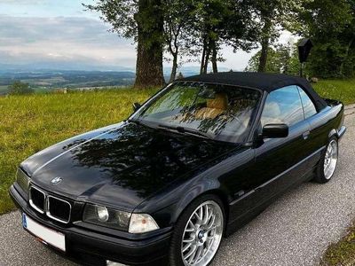 Gebraucht BMW 325 Cabriolet 192 PS (141 kW) 1994 Schwarz Cabrio