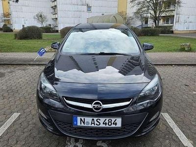 Gebraucht Opel Astra Selection 116 PS (85 kW) 2014 Schwarz Limousine