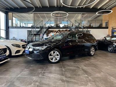 Usata VW Golf VIII Life 116 CV (85 kW) 2021 Nero Station wagon