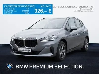 Gebraucht BMW 220 Active Tourer 170 PS (125 kW) 2025 Grau Van / Kleinbus