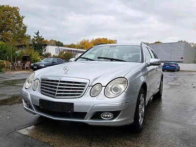 Mercedes E320