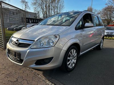 Gebraucht Opel Zafira Edition 140 PS (102 kW) 2009 Silber Van / Kleinbus