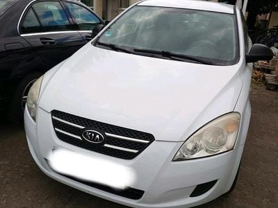 Brugt Kia Ceed 109 HK (80 kW) 2008 Hvid Hatchback