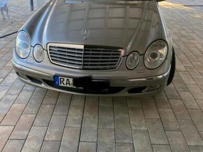 Mercedes E500