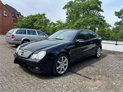 Mercedes C230