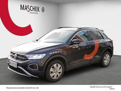 Gebraucht VW T-Roc Life 150 PS (110 kW) 2025 Deep black perleffekt SUV