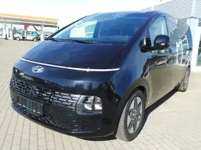 Gebraucht Hyundai Staria Prime 177 PS (130 kW) 2023 Schwarz Van / Kleinbus
