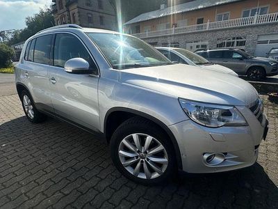Second-hand VW Tiguan Team 140 CP (102 kW) 2010 Argintiu SUV