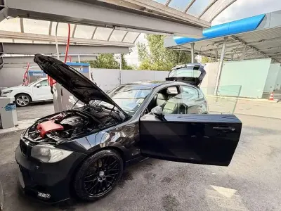Gebraucht BMW 120 M Sport 177 PS (130 kW) 2007 Schwarz Kleinwagen