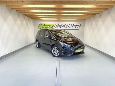 Usata Ford S-MAX Titanium 190 CV (139 kW) 2022 Nero Monovolume