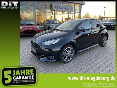 Gebraucht Toyota Yaris Hybrid Style 131 PS (96 kW) 2024 Schwarz Limousine