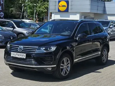 Gebraucht VW Touareg R-line 262 PS (192 kW) 2016 Schwarz SUV