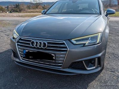Gebraucht Audi A4 Sport 190 PS (139 kW) 2019 Grau Kombi
