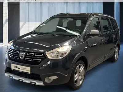 Gebraucht Dacia Lodgy Stepway 116 PS (85 kW) 2022 Grau Van / Kleinbus