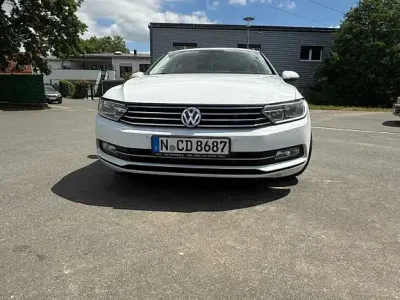 Gebraucht VW Passat Comfortline 150 PS (110 kW) 2016 Weiß Kombi