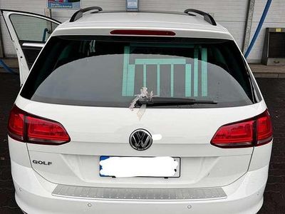 Gebraucht VW Golf VII 105 PS (77 kW) 2014 Weiß Kombi