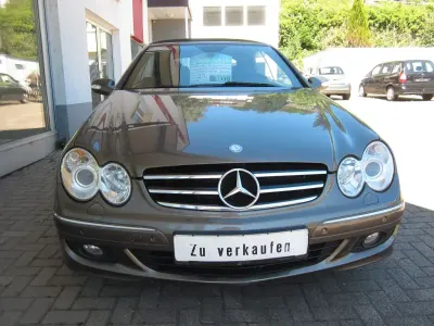 Gebraucht Mercedes CLK200 Avantgarde 184 PS (135 kW) 2007 Cabrio