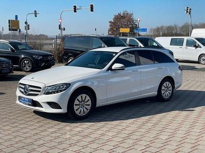 Gebraucht Mercedes C180 122 PS (89 kW) 2021 Weiß Limousine