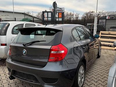 Grau Gebraucht 2007 BMW 116 Kleinwagen | 2.700 € (Teuer)