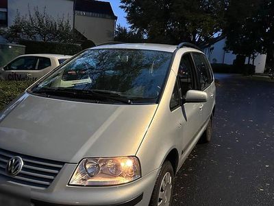 VW Sharan