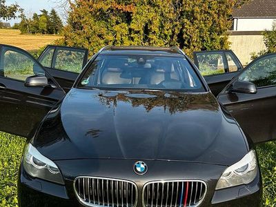 Gebraucht BMW 530 M Sport 258 PS (189 kW) 2013 Grau Kombi