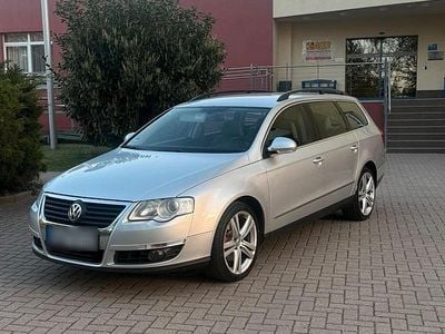 Usata VW Passat 140 CV (102 kW) 2009 Argento Station wagon