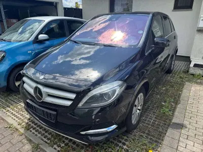 Gebraucht Mercedes B Electric Drive 131 kW (179 PS) 2015 Schwarz Kleinwagen