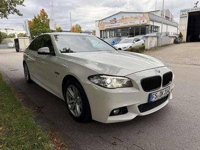 Gebraucht BMW 520 M Sport 190 PS (139 kW) 2015 Weiß Limousine