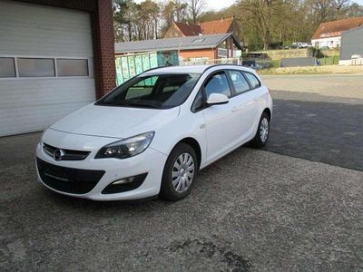 Gebraucht Opel Astra Selection 110 PS (80 kW) 2012 Weiß Kombi