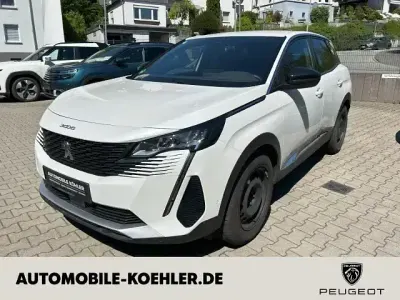 Gebraucht Peugeot 3008 Allure 131 PS (96 kW) 2023 Weiss (metallic) SUV