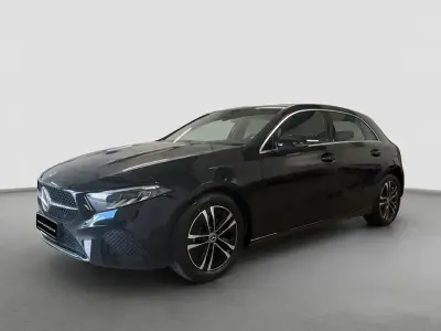 Gebraucht Mercedes A180 Progressive 116 PS (85 kW) 2025 Metalliclack kosmosschwarz Limousine