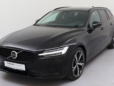 Gebraucht Volvo V60 Plus 455 PS (334 kW) 2025 Schwarz Kombi