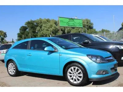 Gebraucht Opel Astra GTC Edition 116 PS (85 kW) 2009 Aquamarin mi2 Kleinwagen