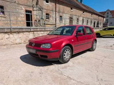 Gebraucht VW Golf IV 75 PS (55 kW) 2003 Rot Limousine