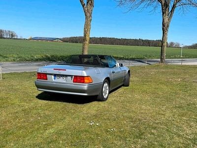 Silber Gebraucht 1995 Mercedes SL320 Cabrio | 22.500 €