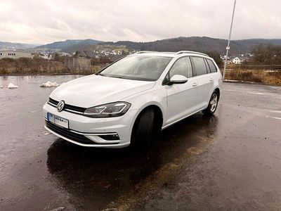 Gebraucht VW Golf VII Comfortline 150 PS (110 kW) 2017 Weiß Kombi