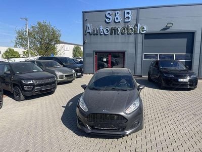 Gebraucht Ford Fiesta ST-Line 125 PS (91 kW) 2016 Grau Kleinwagen