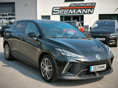 Gebraucht MG MG4 EV Luxury 150 kW (204 PS) 2023 Schwarz Kleinwagen