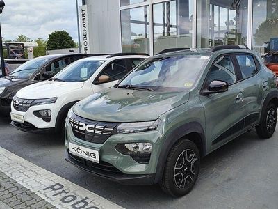 Grün Gebraucht 2023 Dacia Spring Essentiel Kleinwagen | 13.997 € (Etwas zu teuer)