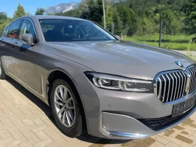 Gebraucht BMW 730 286 PS (210 kW) 2021 Berninagrau bernsteineffekt Limousine