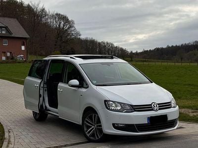 Gebraucht VW Sharan Cup 177 PS (130 kW) 2014 Weiß Van / Kleinbus