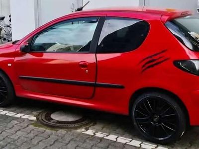Gebraucht Peugeot 206 73 PS (53 kW) 2010 Limousine