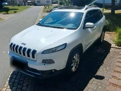 Gebraucht Jeep Cherokee Limited 170 PS (125 kW) 2015 Weiß SUV