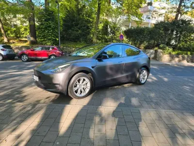 Gebraucht Tesla Model Y 378 kW (514 PS) 2023 Grau SUV